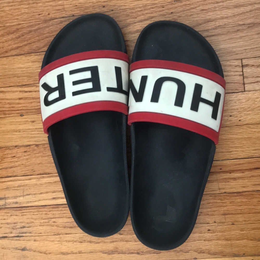 Hunter sandals
